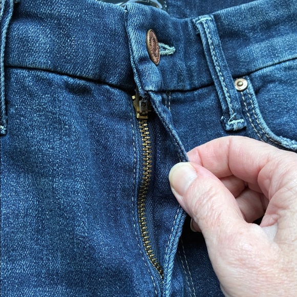 MOTHER Women’s High Waisted Looker Ankle Fray Jeans in Cat Attack Blue Size 25 - Picture 4 of 16